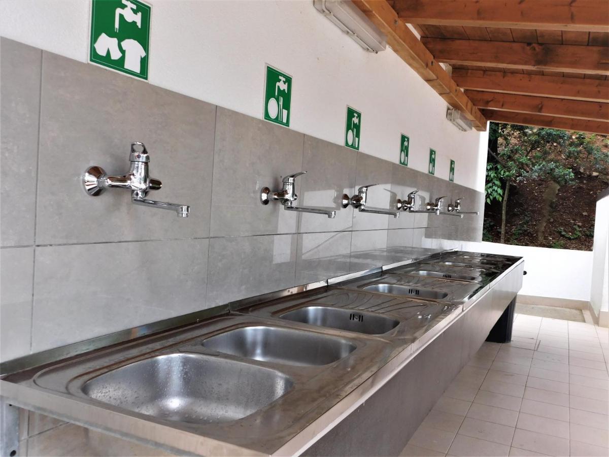 Eco Glamping- Fkk Nudist Camping Solaris Poreč Kültér fotó