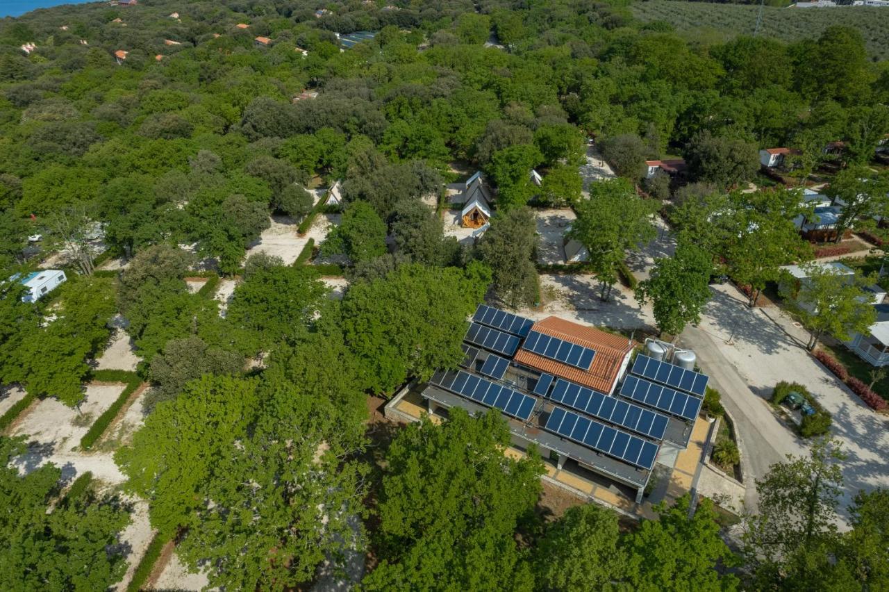 Eco Glamping- Fkk Nudist Camping Solaris Poreč Kültér fotó
