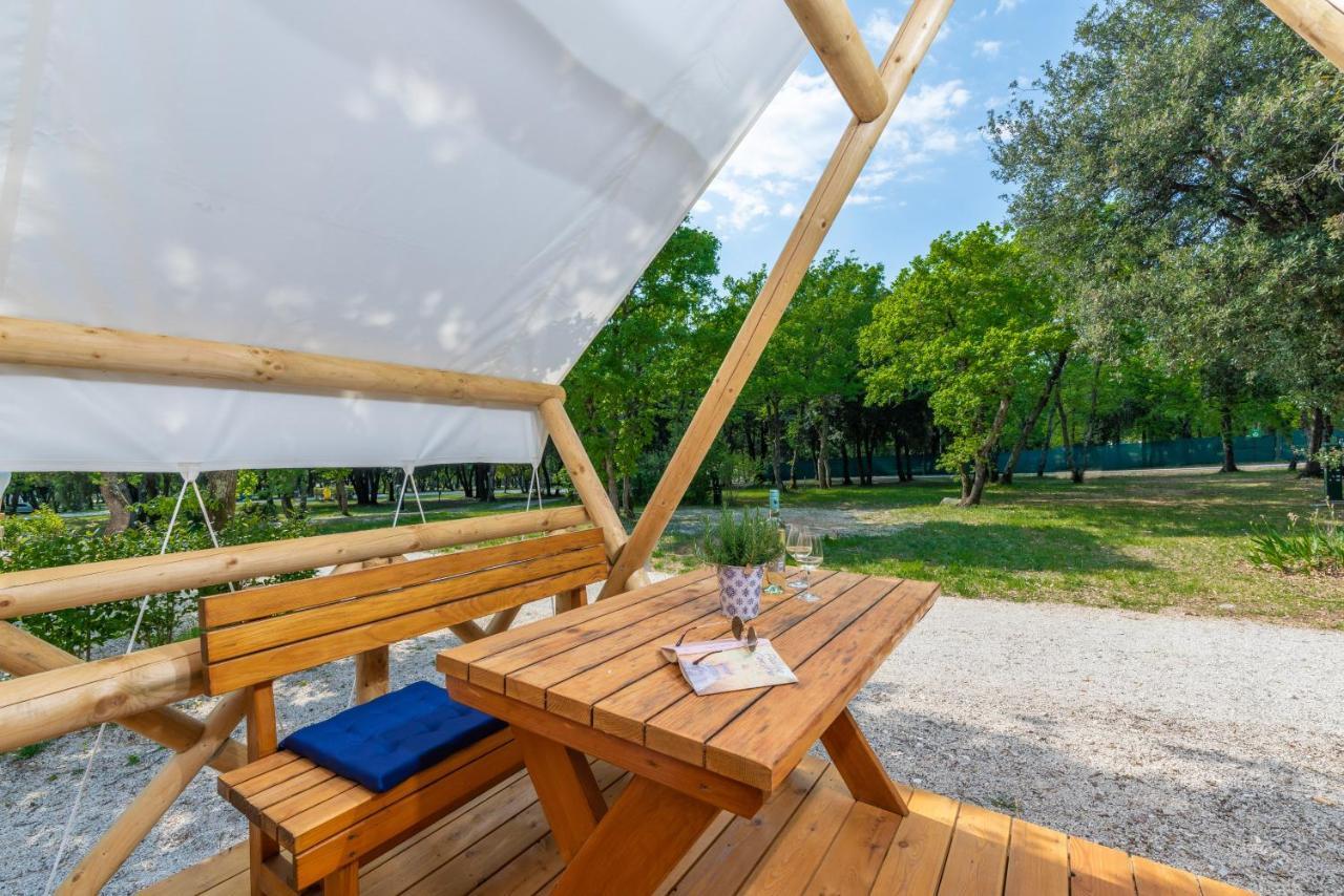 Eco Glamping- Fkk Nudist Camping Solaris Poreč Kültér fotó