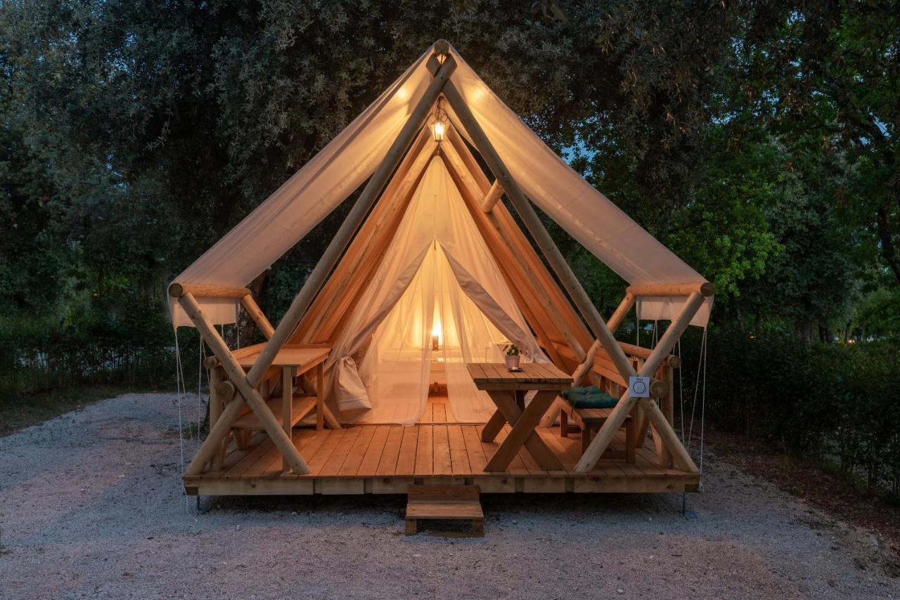 Eco Glamping- Fkk Nudist Camping Solaris Poreč Kültér fotó