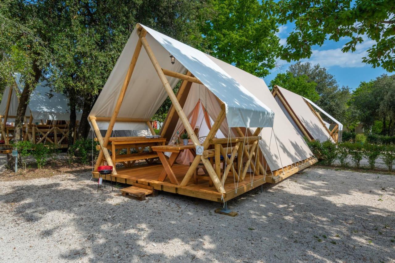 Eco Glamping- Fkk Nudist Camping Solaris Poreč Kültér fotó