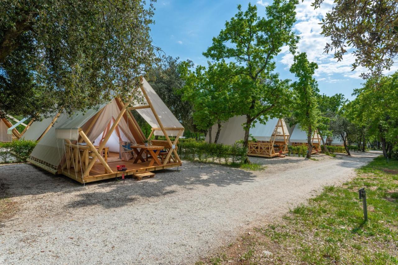 Eco Glamping- Fkk Nudist Camping Solaris Poreč Kültér fotó