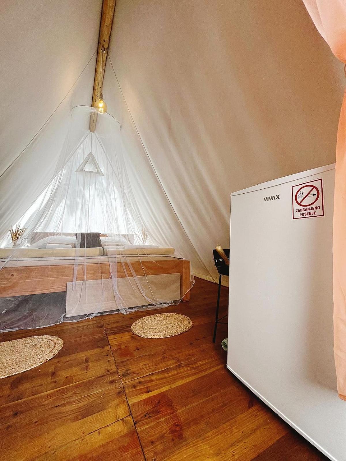 Eco Glamping- Fkk Nudist Camping Solaris Poreč Kültér fotó